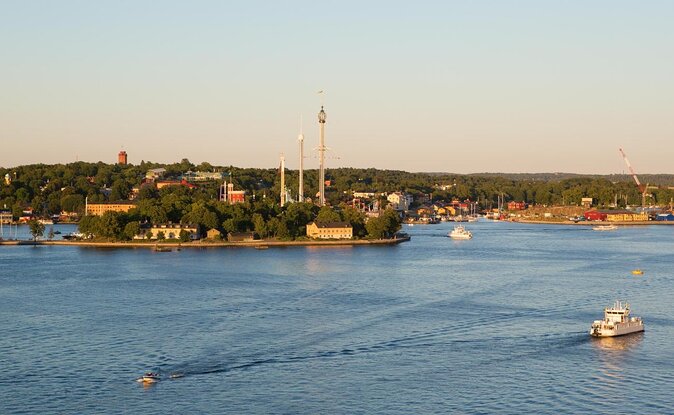 Stockholm: Royal Djurgården Boat Tour - What you see along the 50-minute route