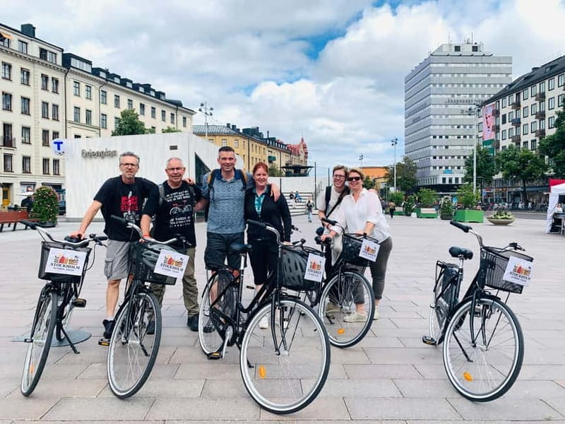 Stockholm's Best Bike Tour! (English / Deutsch) - Gamla Stan, Stortorget, and the Royal Palace