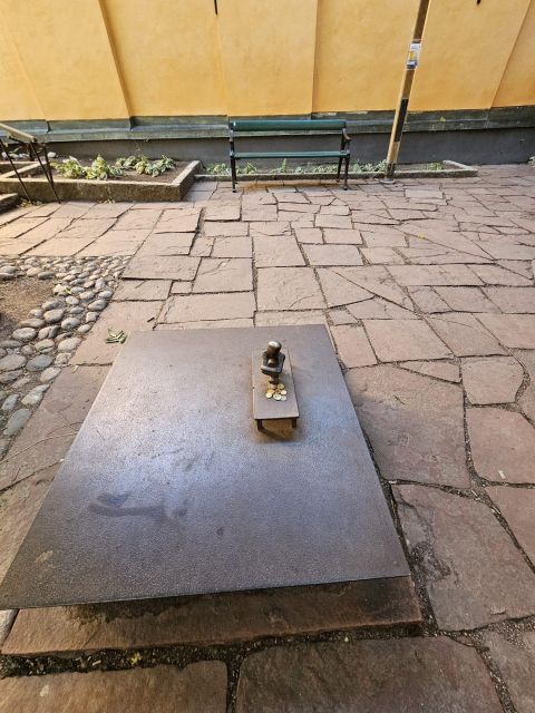 Stockholm: Secrets of Gamla Stan Guided Tour w/ Fika Option - Why this Gamla Stan walk is worth your time