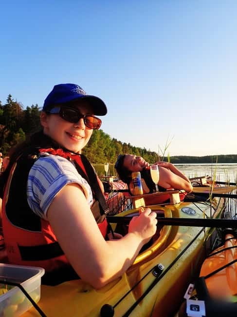 Stockholm: Sunset Archipelago Kayaking & Toast on the Water - From Engarn to the kayak center