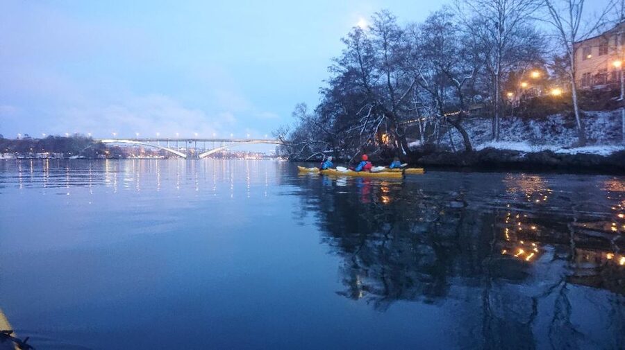 Stockholm: Winter City Kayaking Tour - Meeting at the Adventure Cafe
