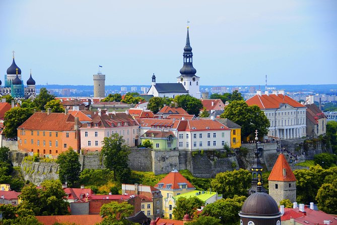 Tallinn Day Cruise from Helsinki - Meeting your private Tallinn guide