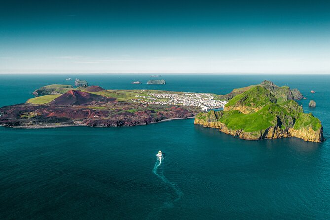 The Best of Vestmannaeyjar with Ebbi - Eldfell explains the eruption that changed Heimaey