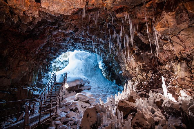 The Lava Tunnel Tour - Raufarhólshellir - Why this lava tunnel feels different from a regular cave