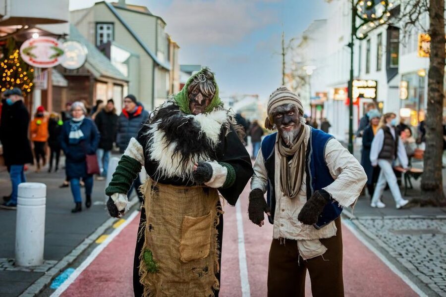 The Reykjavik Christmas Food Tour - Who should book this Reykjavik Christmas tour?