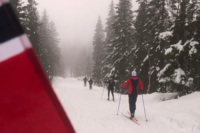 The Ultimate Norwegian Skiing Experience - Learning the first moves on cross-country skis