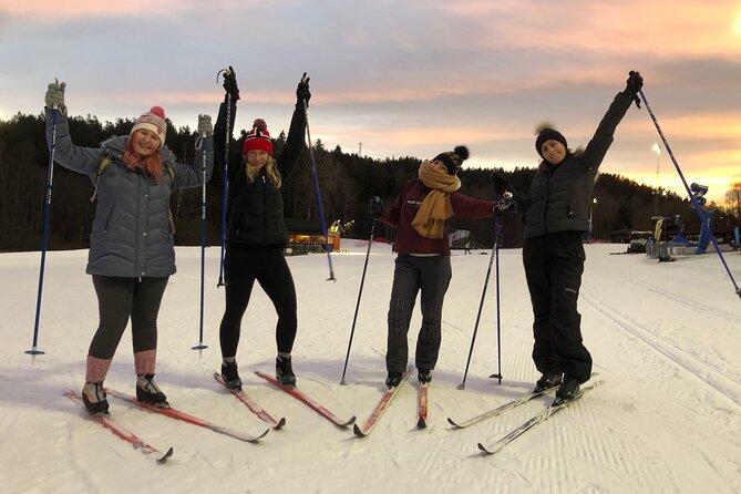 The Ultimate Norwegian Skiing Experience - A break with hot chocolate and Norwegian snacks