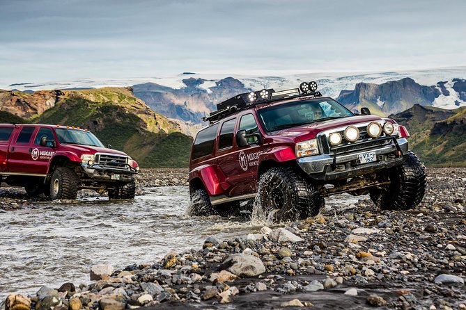 Thorsmork Super Jeep - Crossing into the Valley of Thor