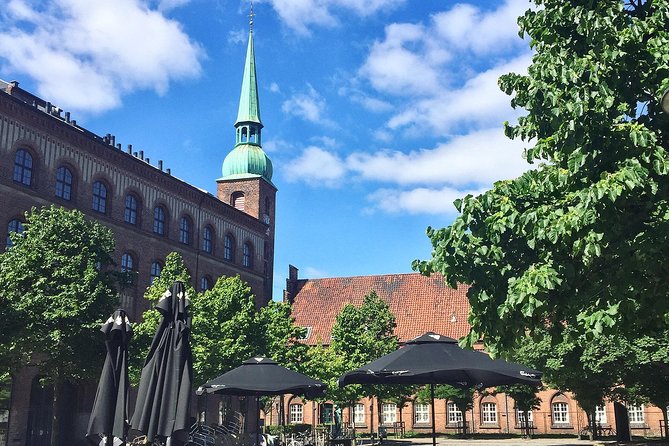 Time travel in Aarhus - From old streets to Aarhus in 1974 and beyond
