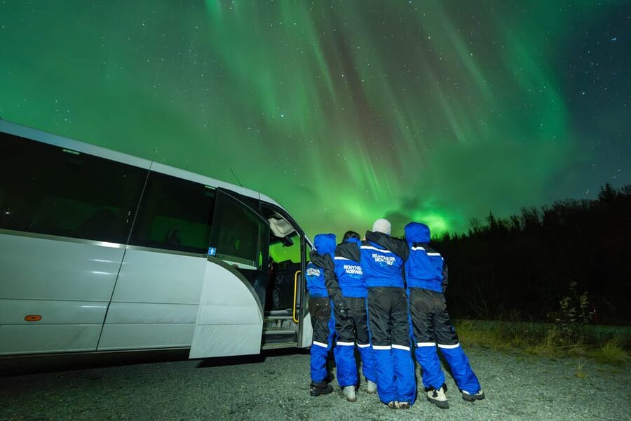 Tromsø: Aurora Borealis, Campfire, Hot Meal, Arctic Tour - Chasing clear sky beyond Tromsø