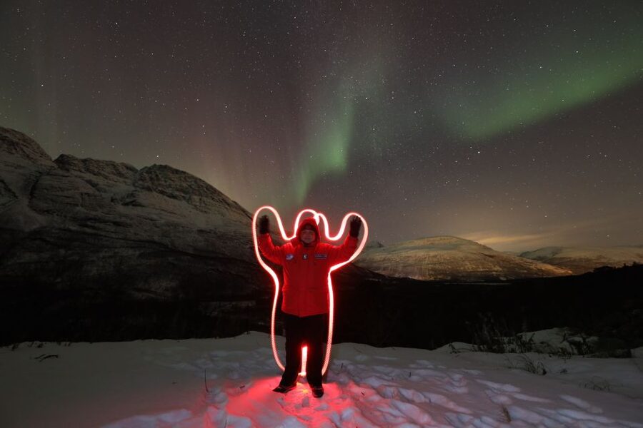 Tromsø: Aurora Borealis, Campfire, Hot Meal, Arctic Tour - Booking details worth checking first