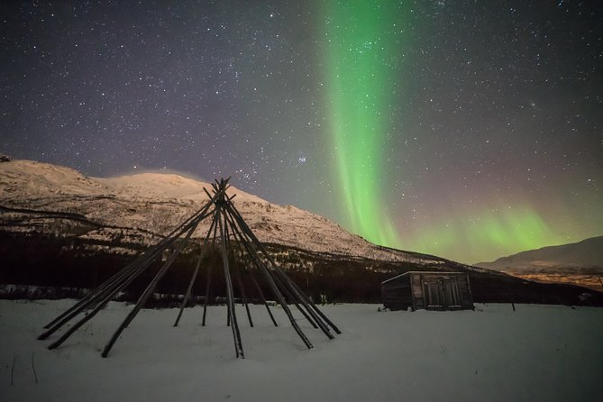 Tromso Aurora Chase by Minibus with Thermal Suit, Snack and Photo - The first hours: leaving Tromsø for darker skies