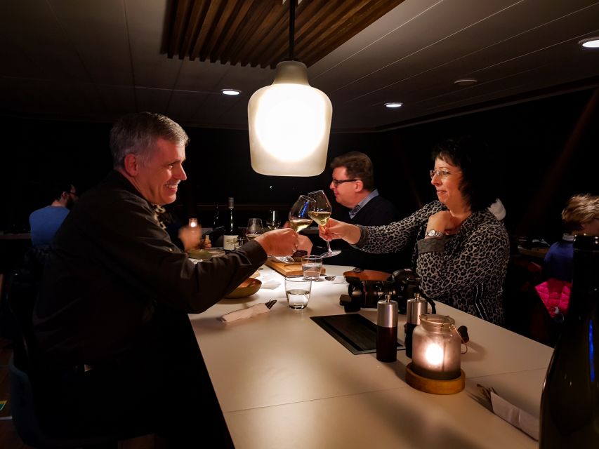 Tromsø: Aurora Dinner Cruise by Hybrid-Electric Catamaran - The quiet boat is the real feature