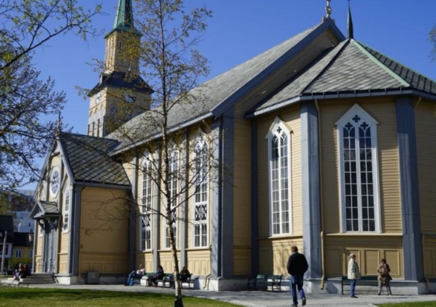 Tromso: City Highlights Guided Walking Tour - Key points to know before booking