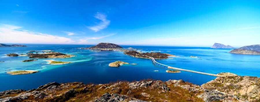 Tromsø: Fjords and Sommarøy Islands Tour with Salmon Picnic - Key points at a glance