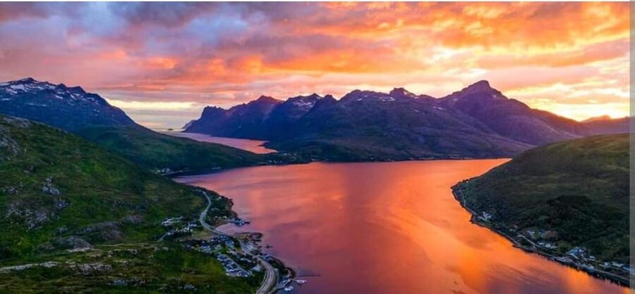 Tromsø: Fjords and Sommarøy Islands Tour with Salmon Picnic - The Arctic swim, from exciting to very cold