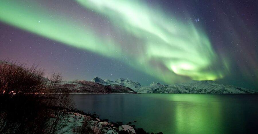 Tromsø: Northern Lights Cruise with 2nd Chance Guarantee - The First Hour: Fjords, Forecasts, and Aurora Science