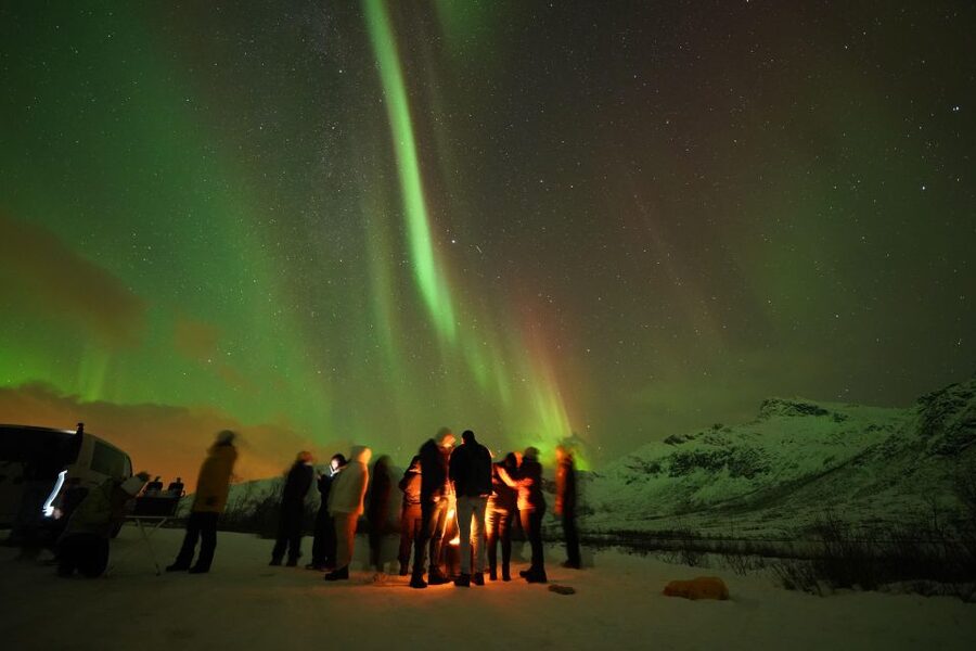 Tromsø: Northern Lights Tour with Free Professional Portrait - The guides make the difference