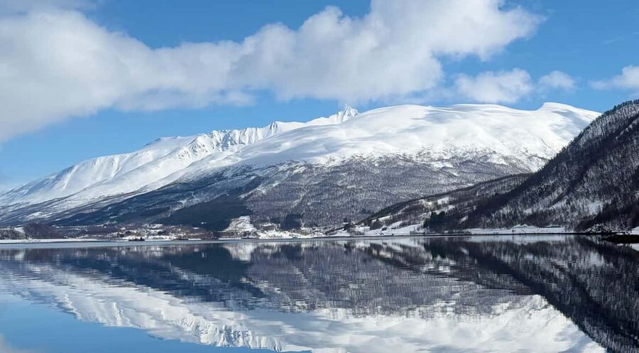 Tromsø’s Top-Rated Fjord & Fishing Cruise – All-Inclusive - Ramfjorden turns the cruise into an activity