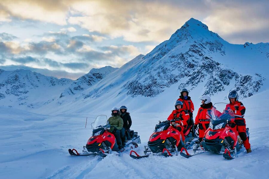 Tromsø: Snowmobile Safari with Aurora Crystal Lavvo Stay - Key points at a glance