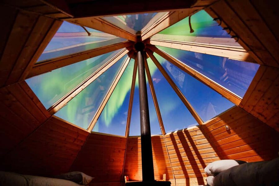 Tromsø: Snowmobile Safari with Aurora Crystal Lavvo Stay - Meals and dietary planning
